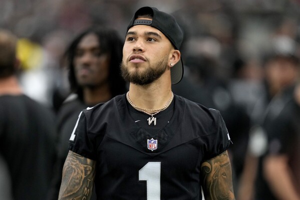 Raiders top jersey 13
